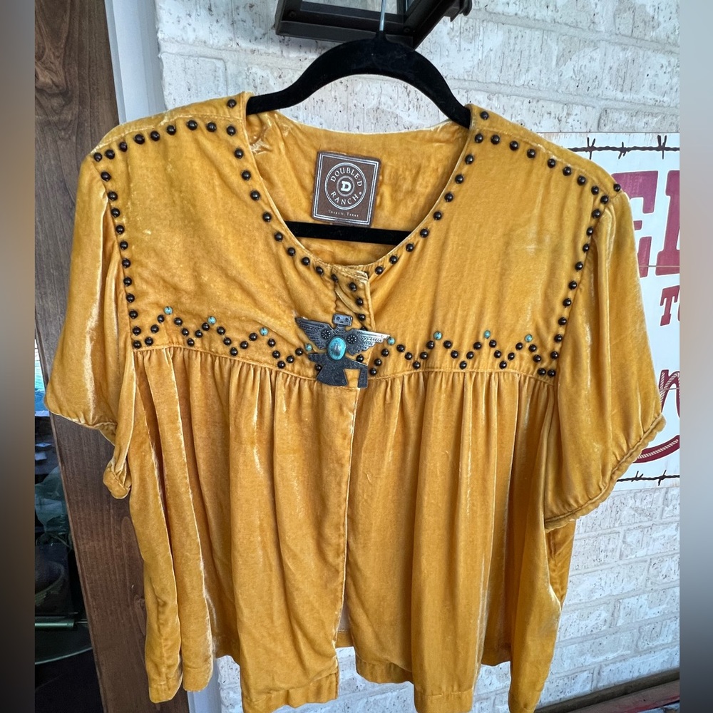 Double D Velvet Cropped Bolo Jacket size L